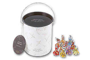 Leaf memory Pail can
